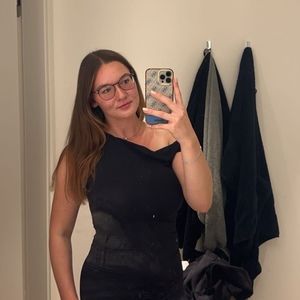 Meet your Posher, Imelda